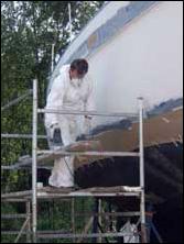 Anschleifen des alten Lackes, eine Drecksarbeit